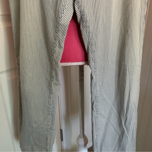 Women’s Striped Distressed Notify Pants, size 29 - Picture 3 of 10